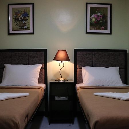 Doniti Suites And Events Place Mandaluyong Buitenkant foto