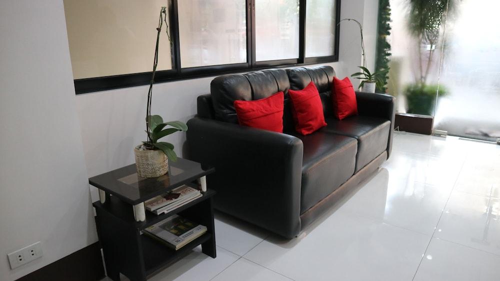 Doniti Suites And Events Place Mandaluyong Buitenkant foto